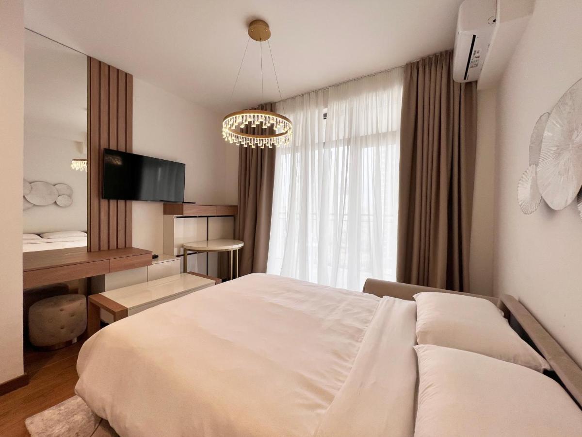 Waterfront Luxury Suites Belgrade Exterior photo