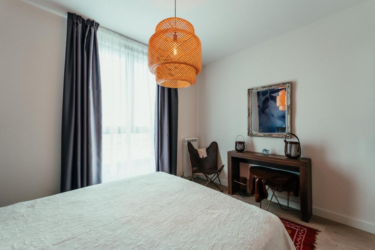 Waterfront Luxury Suites Belgrade Exterior photo